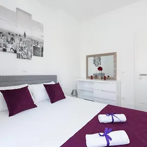 https://apartment-lant-1.hotelinzadar.com