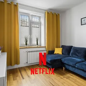 https://oldtown-cosy-apartment.warsawhotelspoland.com